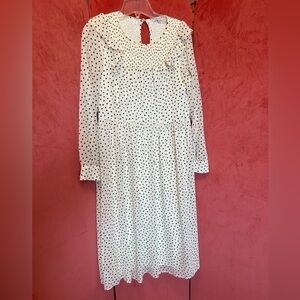 Madewell | smocked ruffle shoulder midi dress in inkbrush dots | cottagecore